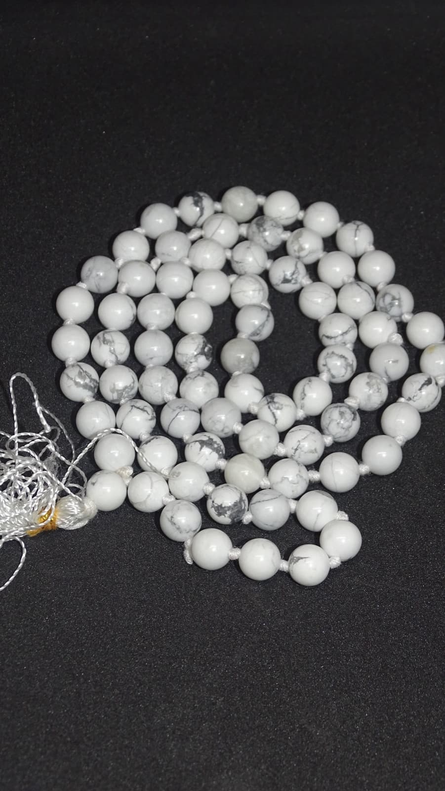 Howlite Jaap Mala alternate view